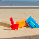 Hape: Master Bricklayer Beach Playset