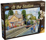 At the Station: Hampton Loade on the Severn Valley Railway (500pc Jigsaw) Board Game