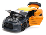 Jada: Naruto - '09 Nissan GT-R R35 w/Naruto - 1:24 Diecast Model
