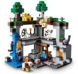 LEGO Minecraft: The First Adventure - (21169)