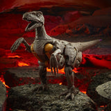 Transformers Generations: War for Cybertron Kingdom - Voyager Class - Dinobot