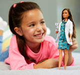 Barbie: Careers - Veterinarian Doll (Brunette)